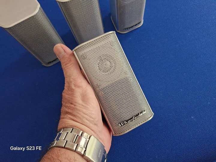 Great Find ! 4 x Wharfedale Mini Cube speakers in clean condition !