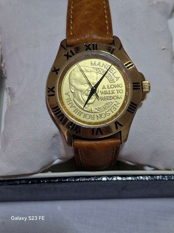 For The Collector ! Coin Watch Limited Edition ! Mandela Long Walk to Freedom !