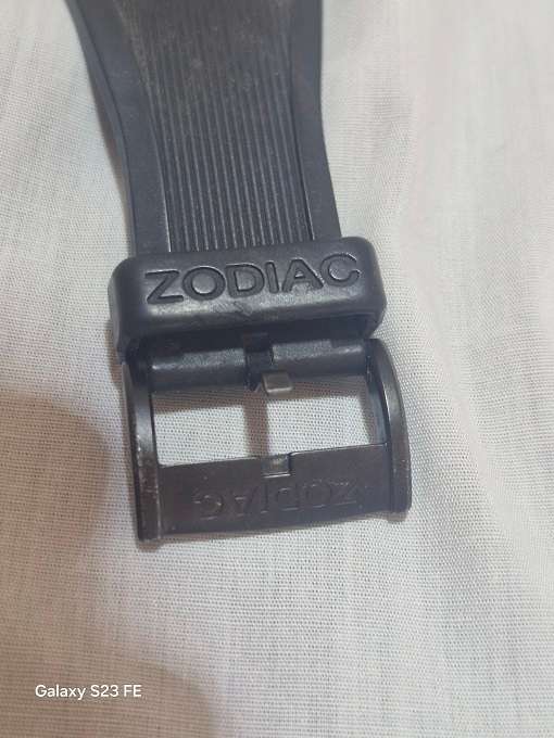 WOW ! RARE FIND IN SA ! ZODIAC Adventurer ZMX 01 Swiss Made Chronograph !!
