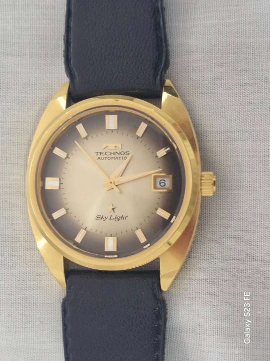 BEAUTIFUL Condition ! Very Rare ! Vintage TECHNOS SKY LIGHT Automatic Watch !