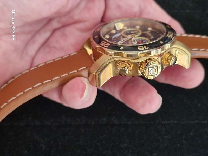 STUNNING ! Invicta Master of the Oceans, Pro diver Chronograph !