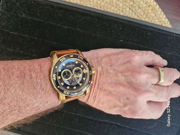 STUNNING ! Invicta Master of the Oceans, Pro diver Chronograph !