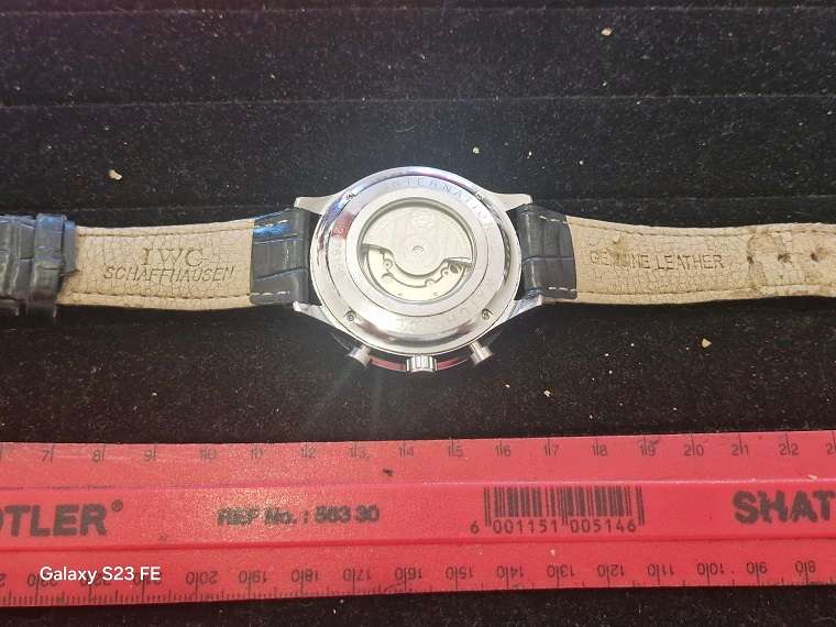 Stylish IWC Schaffhausen Men's Automatic Movement Watch