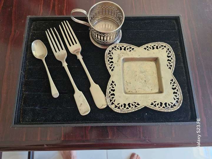 Personal Collection ! Lots of Vintage English EPSN and Silver plated cutlery and related items !