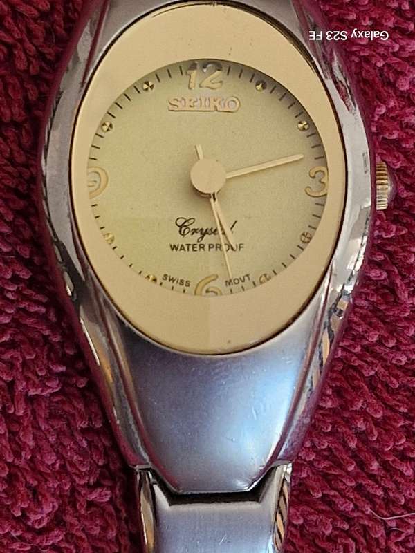 Bargain ! Vintage Seiko Crystal ladies watch !