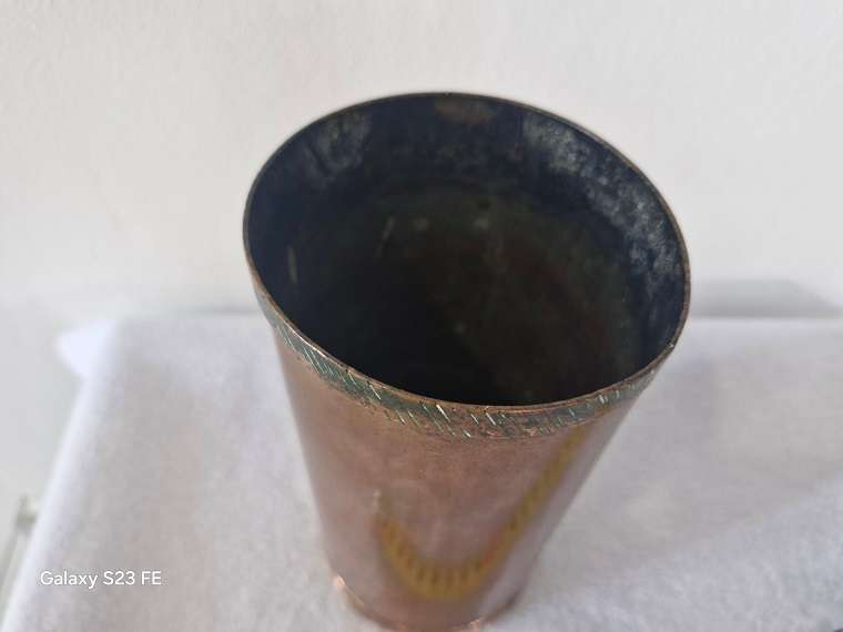Vintage Rhodesian copper vessel from Salisbury !!