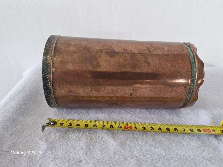 Vintage Rhodesian copper vessel from Salisbury !!