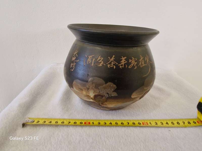 WOW ! Vintage Japanese Hibachi ceremonial Bowl ! Hand painted and carved !