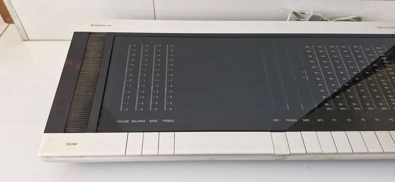 FOR the AUDIOPHILE / COLLECTOR ! Rare find ! Vintage B&O Beomaster 1700 Receiver/Tuner !