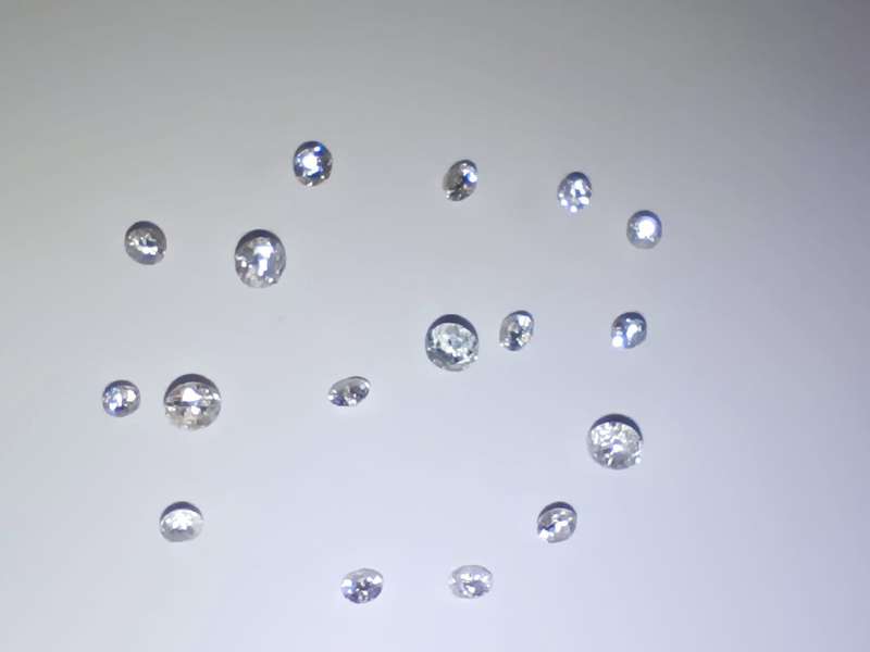 Diamond Parcel ! 16 x small diamonds- total 0.35ct ! Beautiful Accents !