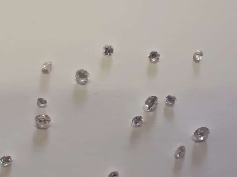 Diamond Parcel ! 16 x small diamonds- total 0.35ct ! Beautiful Accents !