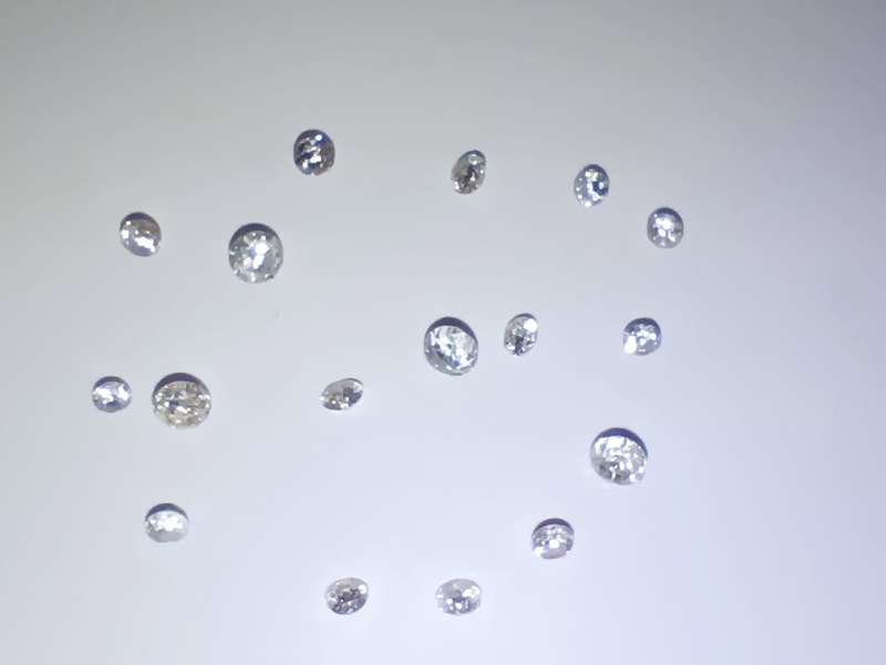 Diamond Parcel ! 16 x small diamonds- total 0.35ct ! Beautiful Accents !