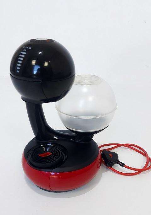 Bargain ! Stunningly Cute Nescafe Dolce Gusto " ALIEN " Capsule coffee maker !
