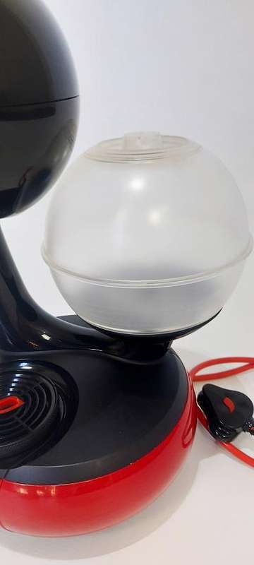 Bargain ! Stunningly Cute Nescafe Dolce Gusto " ALIEN " Capsule coffee maker !