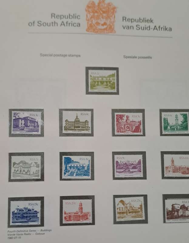 RSA Collection 1977 - 1991 on 45 pre-printed pages, in Blue Ring Back Album. R790.50 SACC Value