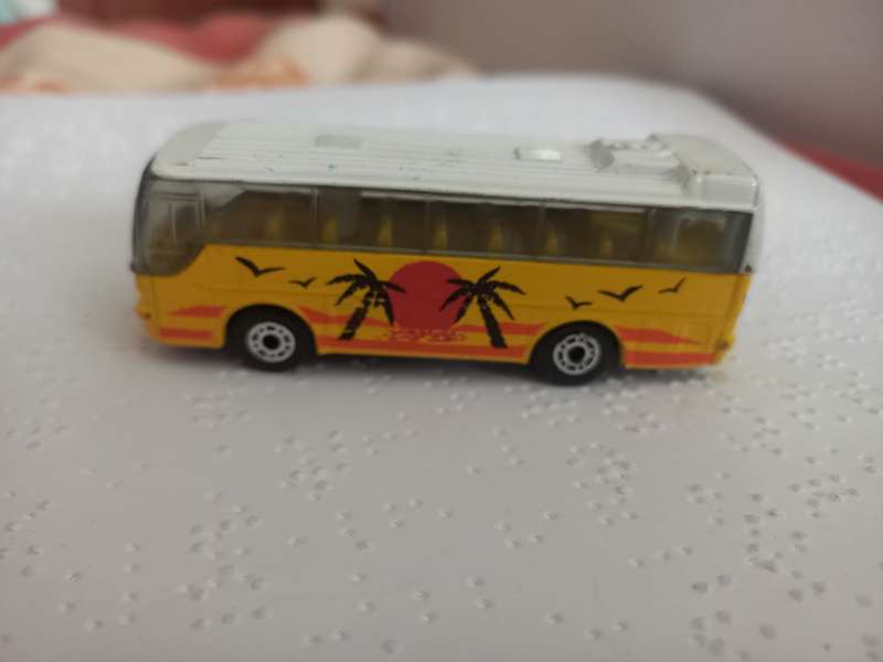 Matchbox Ikarus Coach