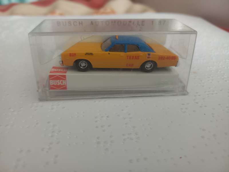 BUSCH DODGE MONACO TEXAS CAB - ho scale