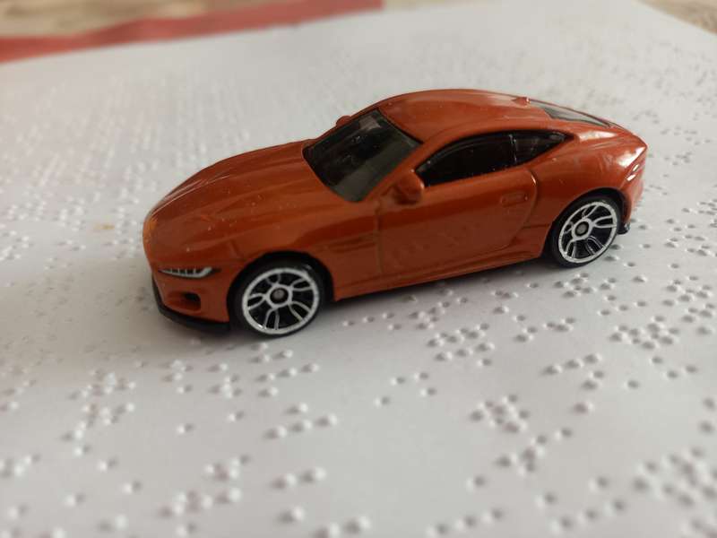 Hot wheels Jaguar F-type