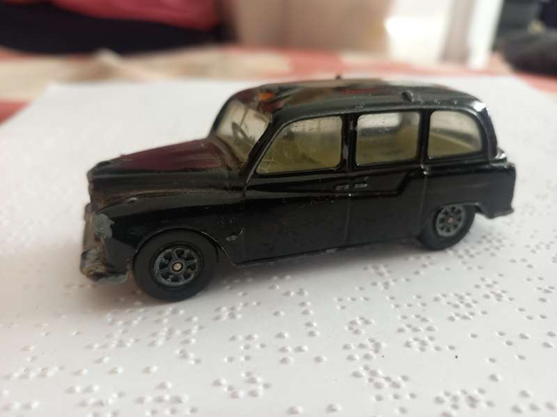 Corgi Toys Austin London taxi