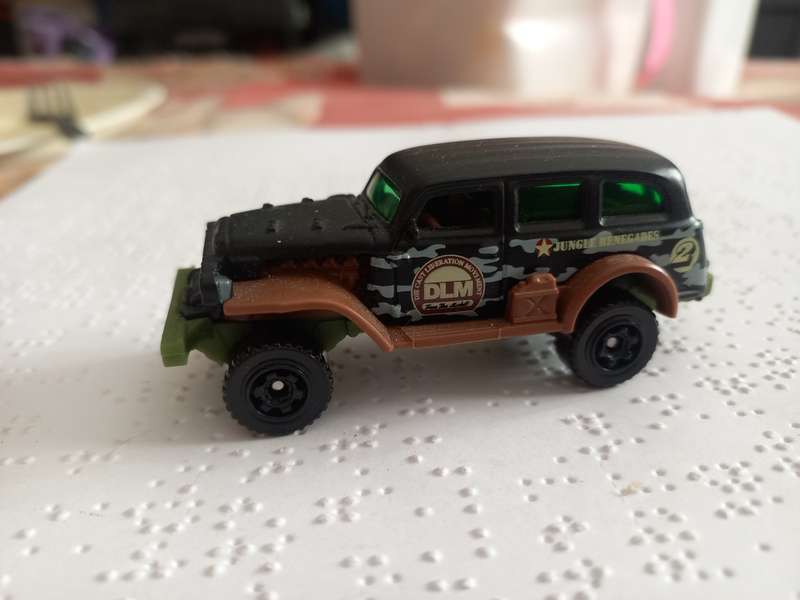 Matchbox Jungle Crawler