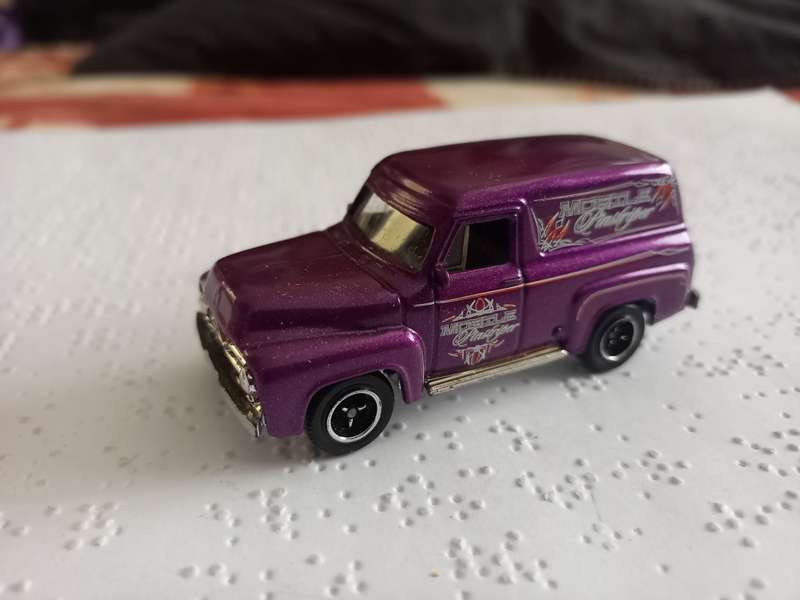 Matchbox Ford F100 panelvan