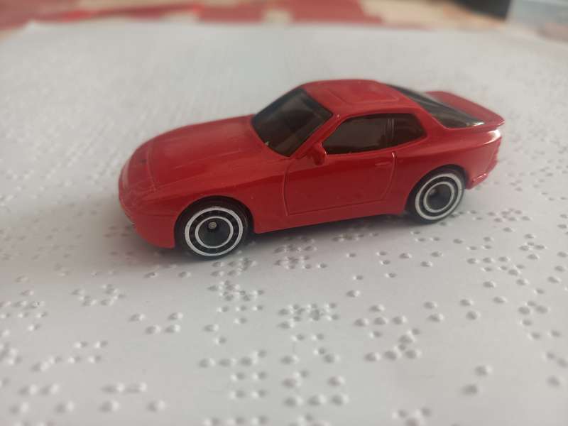 Hotwheels Porsche 944