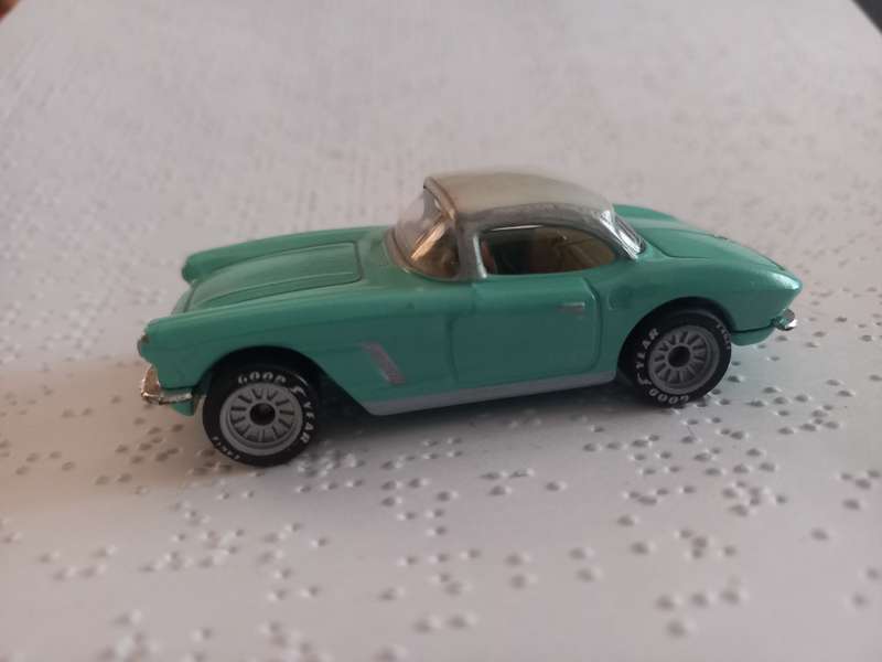 Matchbox Premium Chev Corvette