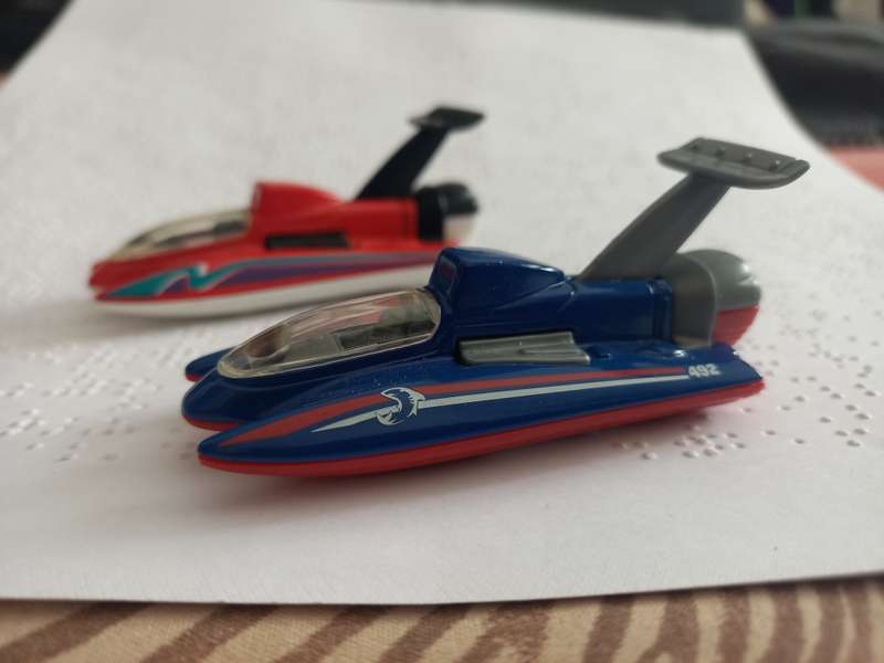 2 x Matchbox Jetboats