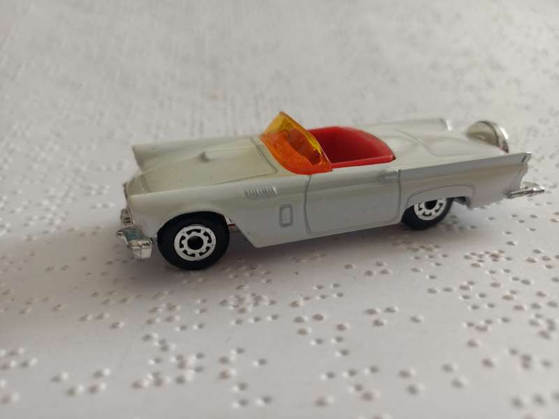 Matchbox 1957 Ford Thunderbird