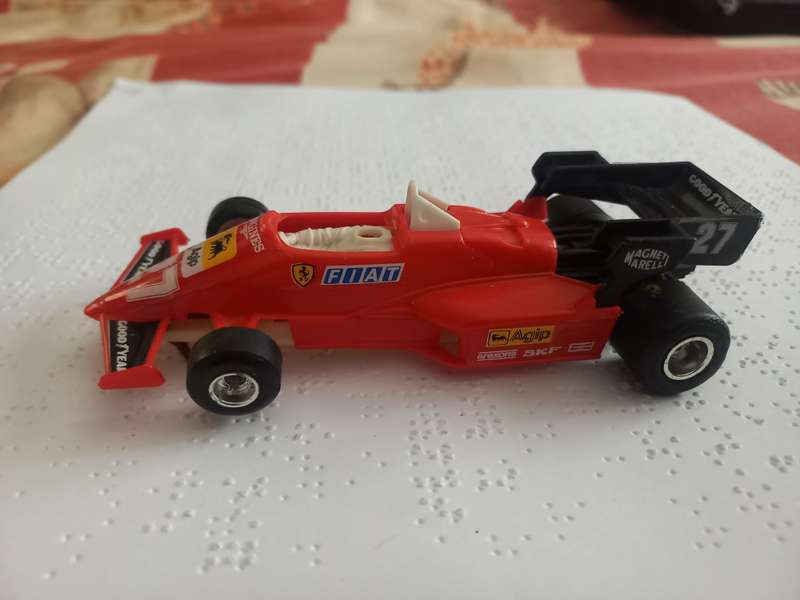 Lot of 5 Polistil slotcars as is
