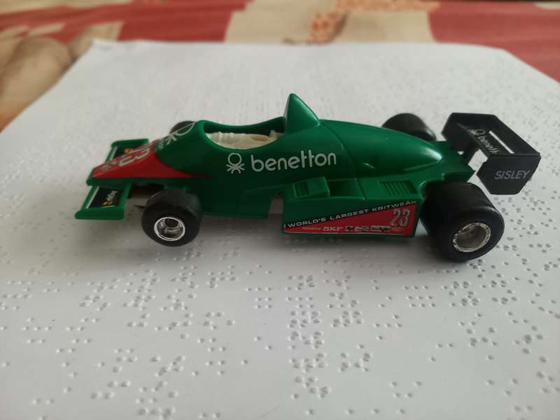 Lot of 5 Polistil slotcars as is