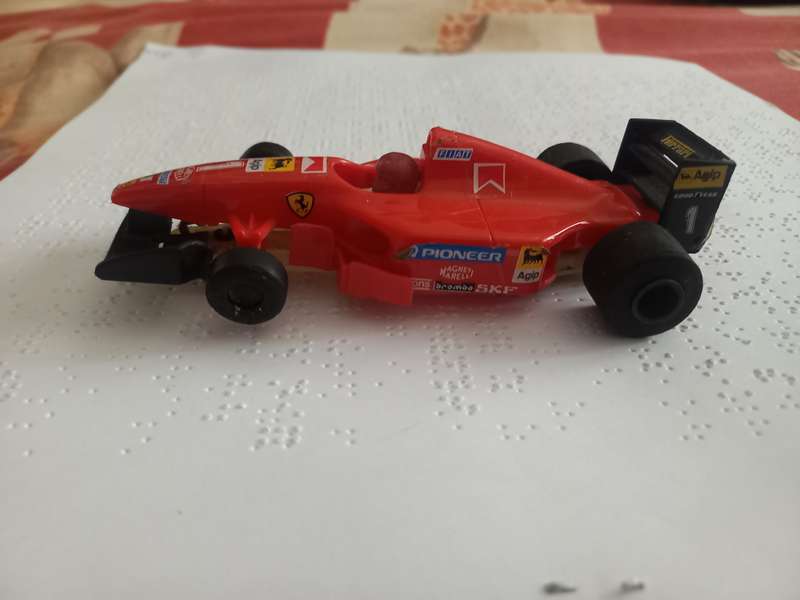 Lot of 5 Polistil slotcars as is