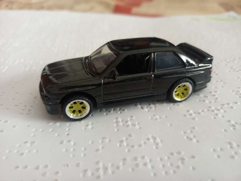 Maisto BMW M3 custom