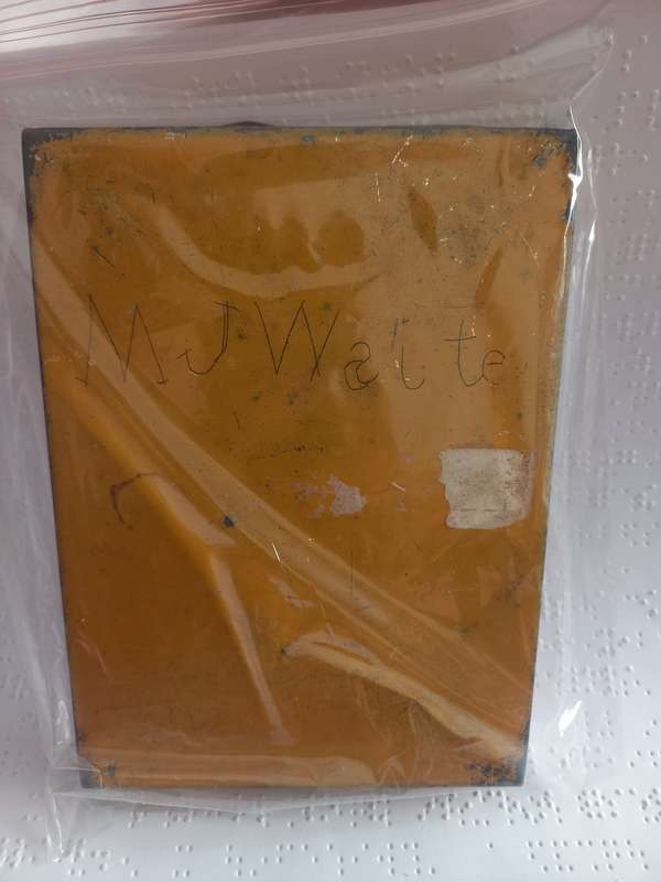 Cigarette Tin - Gold Flake Honey Dew
