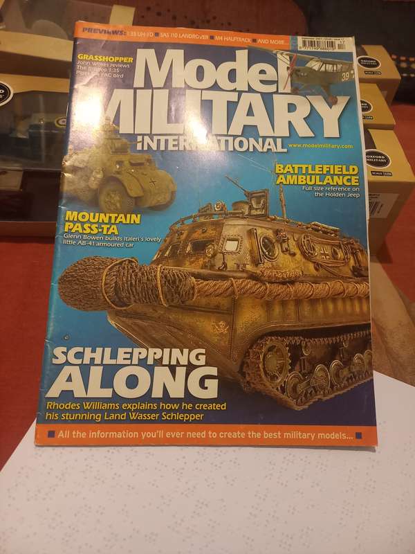 2 x  model Magazines