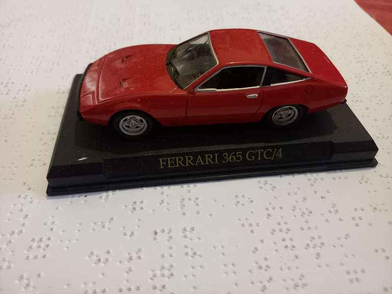 Ferrari Collection - Ferrari 365 GTC/4 - 1/43 scale - as per pic