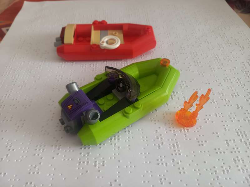 Lego City - 2 x Boats