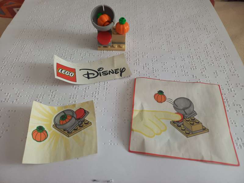 Lego Disney - Catapult