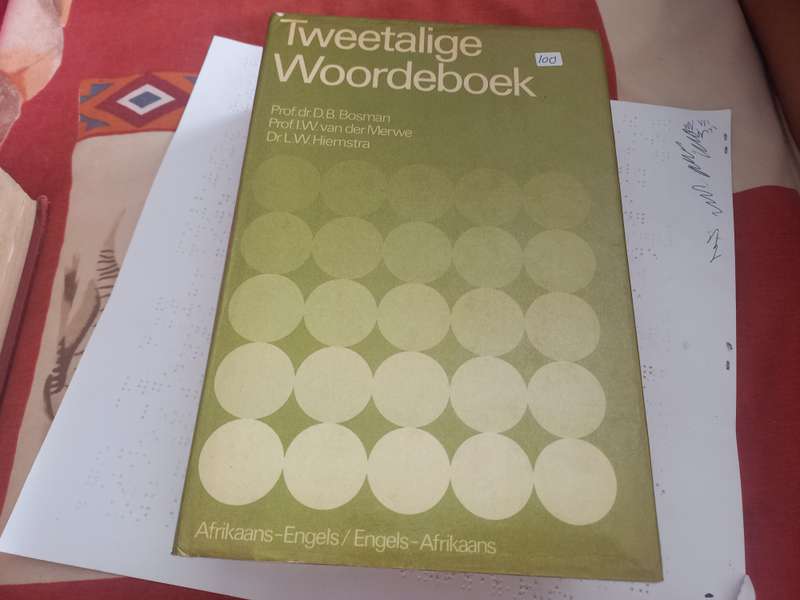Book - Tweetalige Woordeboek