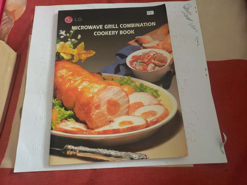 Book - Microwave grill combination cookery book