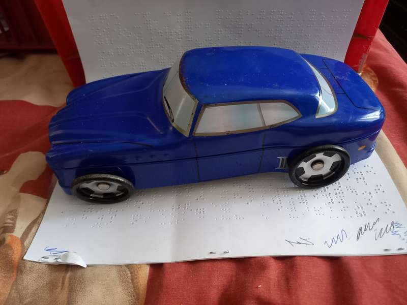Tin - blue car tin