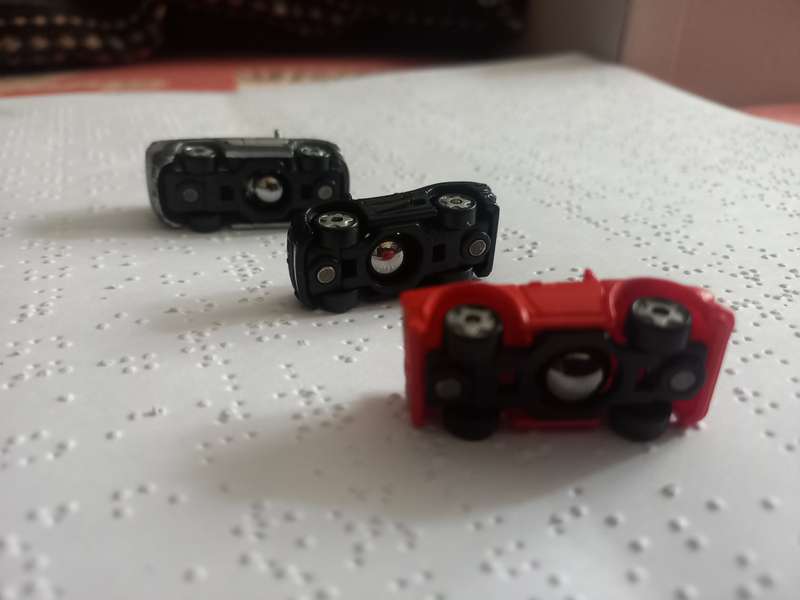 Lot of 3 x original  Speedeez Micro Machines
