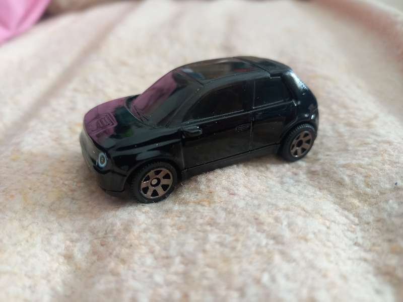 Matchbox Honda e