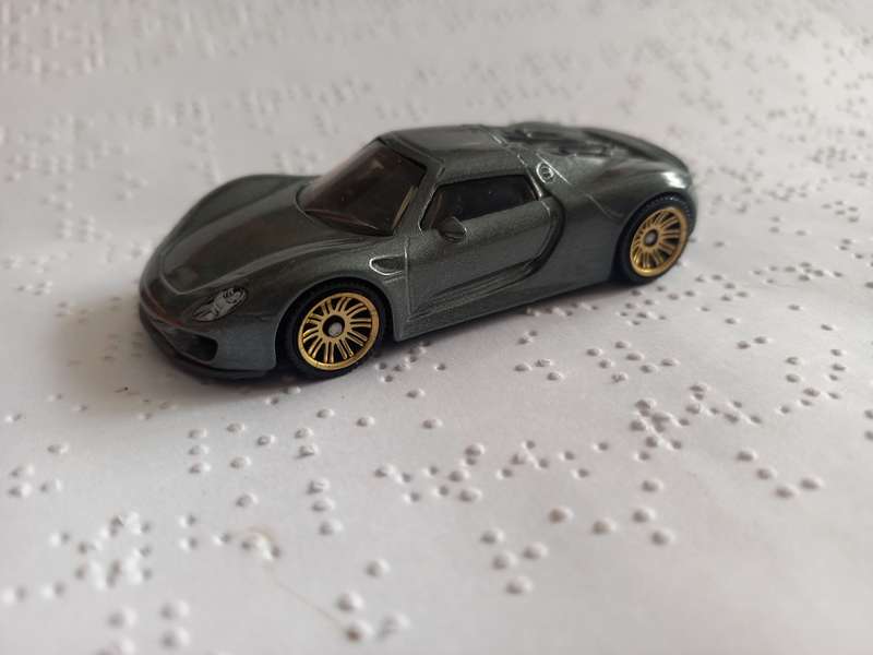 Matchbox Porsche 918 Speedster