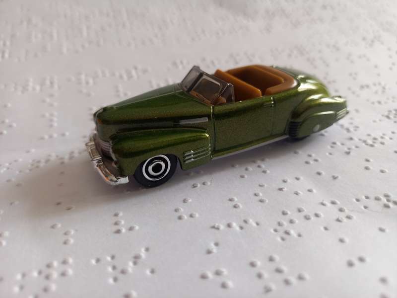 Matchbox 1941 Cadillac series 62 convertible coupé