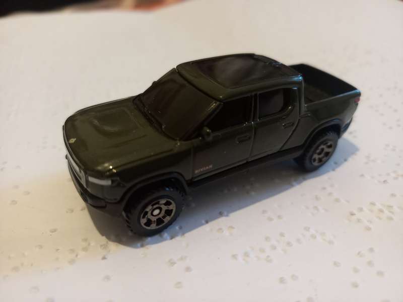 Matchbox Rivian R1T