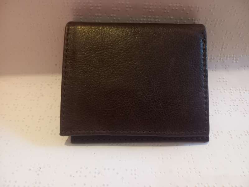 Genuine leather folding id/cardholder