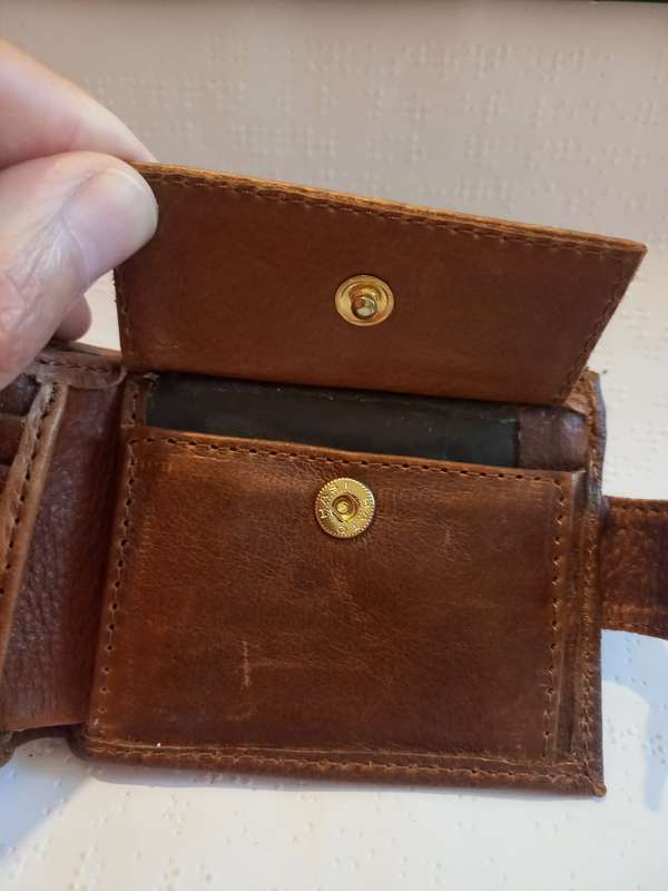 Genuine leather Mens Wallet