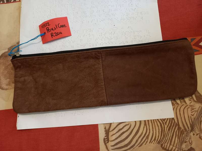 Genuine leather Pencil case with zip