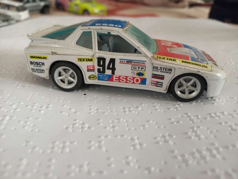 Bburago Porsche 924 Turbo